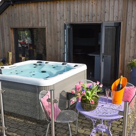 Air Maison - The Cow Shed Wow Factor Countryside Retreat Westbourne  المظهر الخارجي الصورة