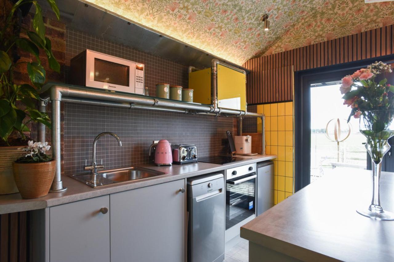 Air Maison - The Cow Shed Wow Factor Countryside Retreat Westbourne  المظهر الخارجي الصورة
