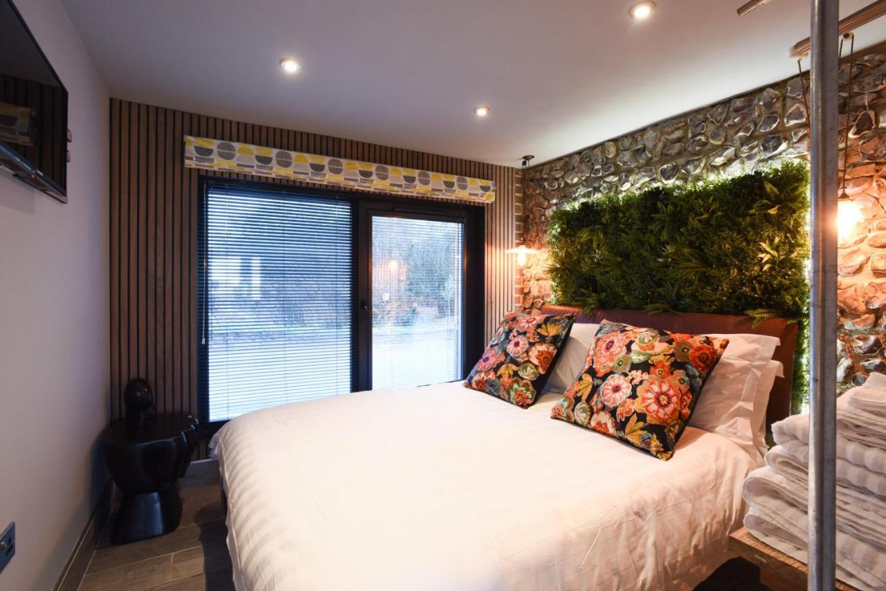 Air Maison - The Cow Shed Wow Factor Countryside Retreat Westbourne  المظهر الخارجي الصورة